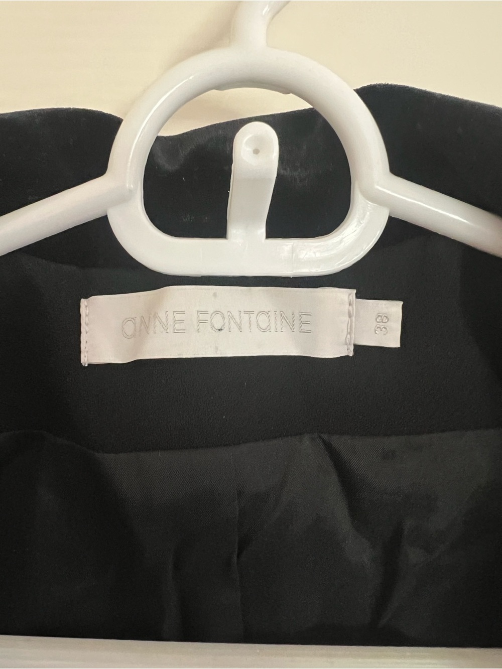Anne Fontaine Emrys Suit Jacket and leggings - Picture 12 of 16